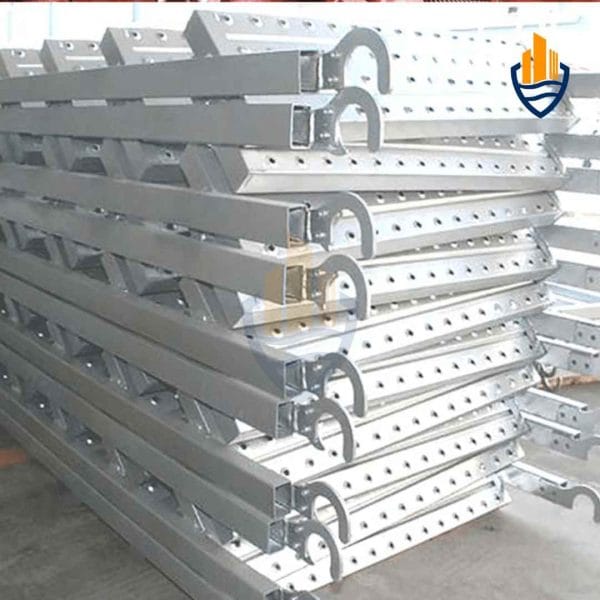 Cầu Thang Giàn Giáo Mạ Kẽm Chống Trượt – 7 Bậc, Tiêu Chuẩn An Toàn Cao